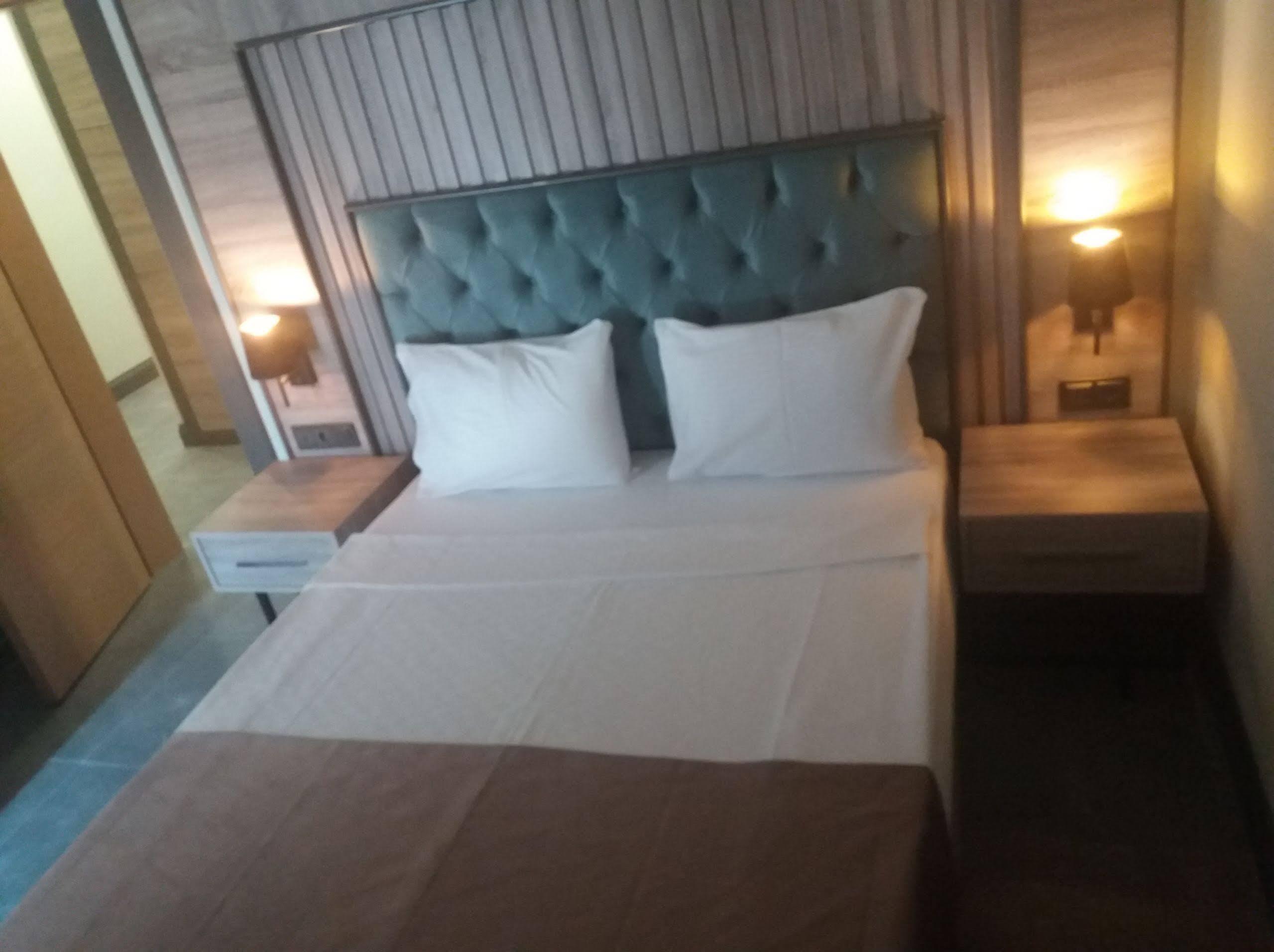 Rodinn Park Hotel Antalya Kültér fotó