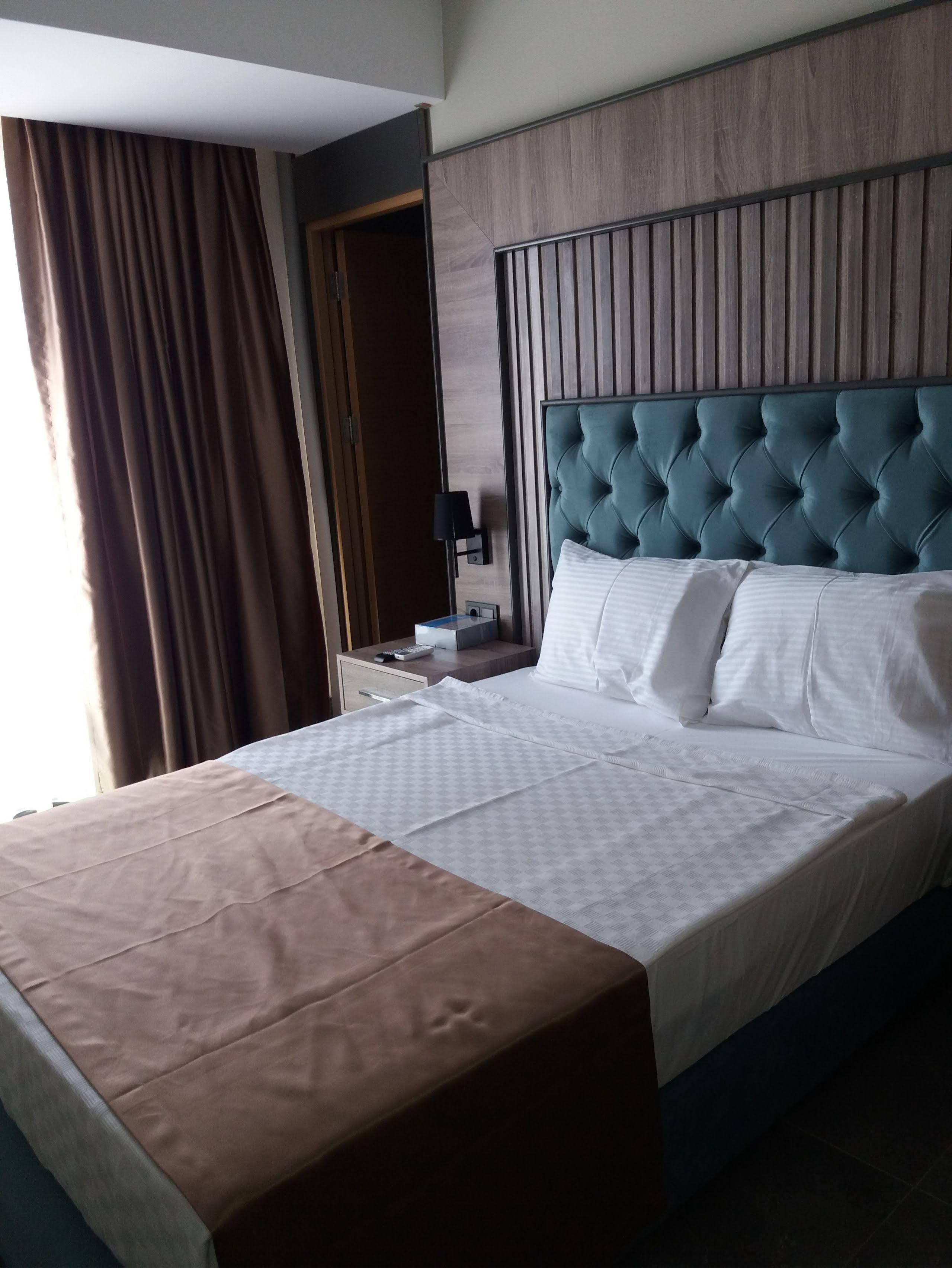 Rodinn Park Hotel Antalya Kültér fotó